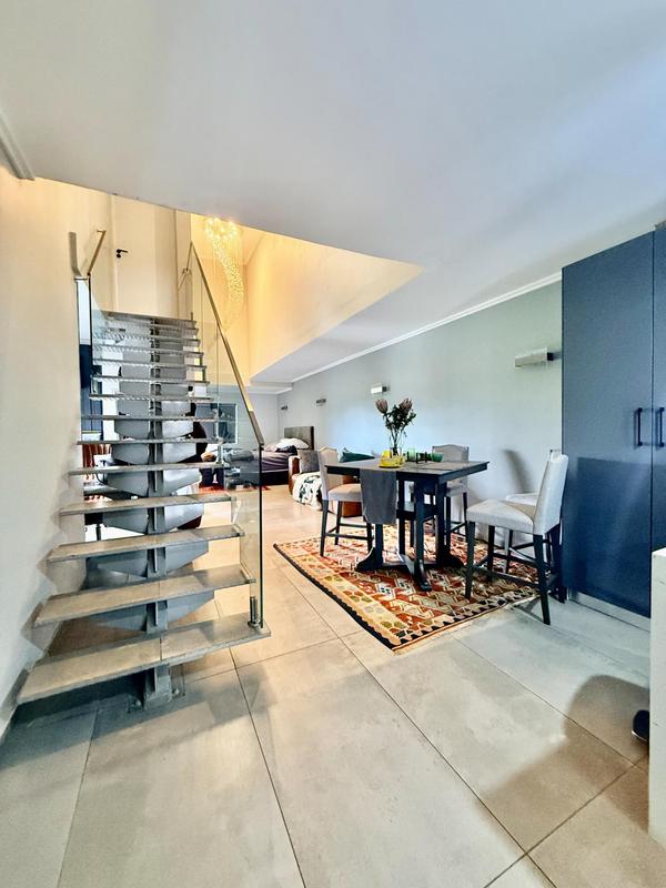 To Let 2 Bedroom Property for Rent in Hurlingham Gauteng