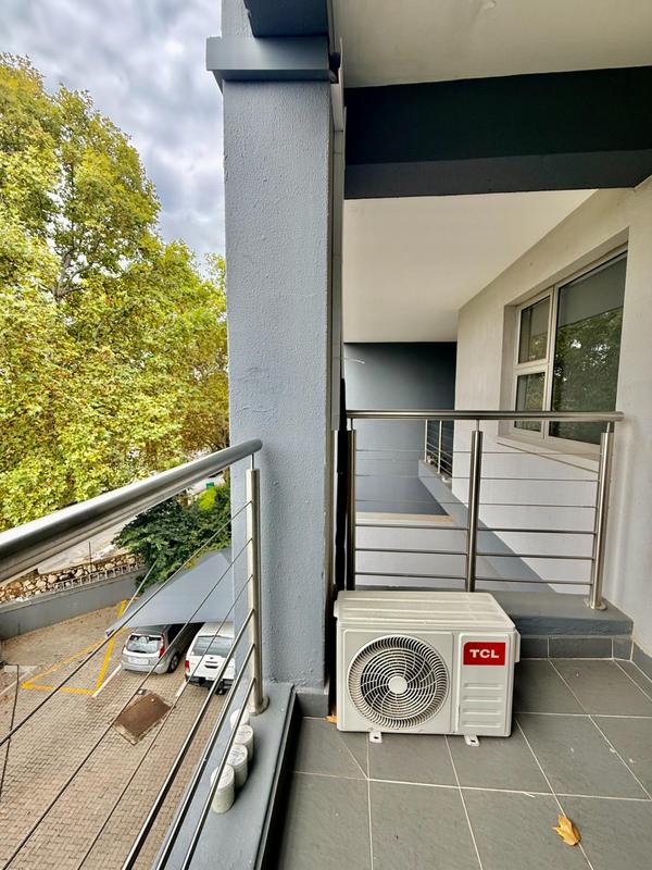 To Let 2 Bedroom Property for Rent in Hurlingham Gauteng