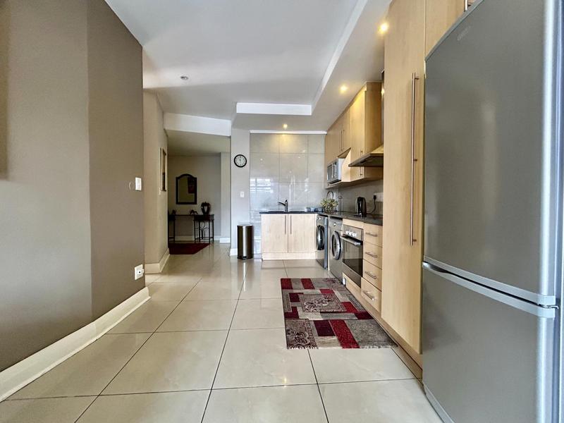 To Let 2 Bedroom Property for Rent in Sandown Gauteng