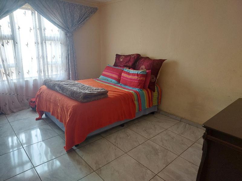 2 Bedroom Property for Sale in Vosloorus Gauteng