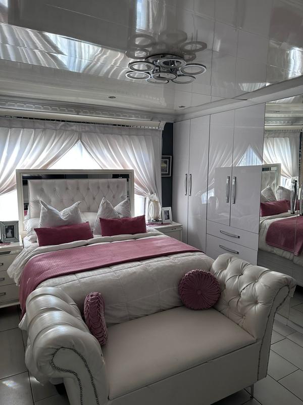 3 Bedroom Property for Sale in Dawn Park Gauteng