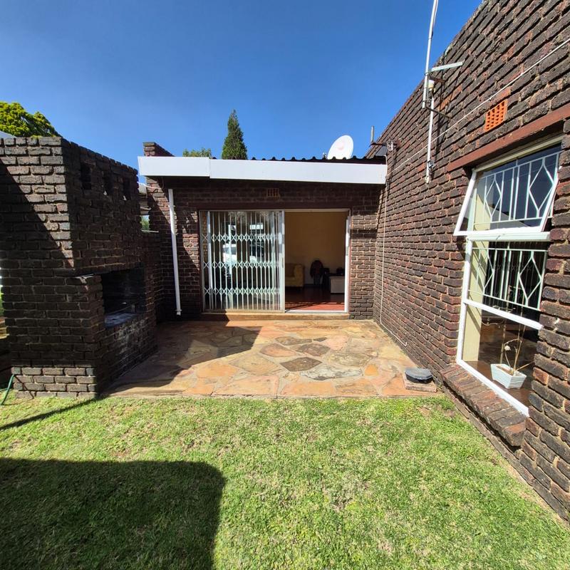 3 Bedroom Property for Sale in Sunward Park Gauteng