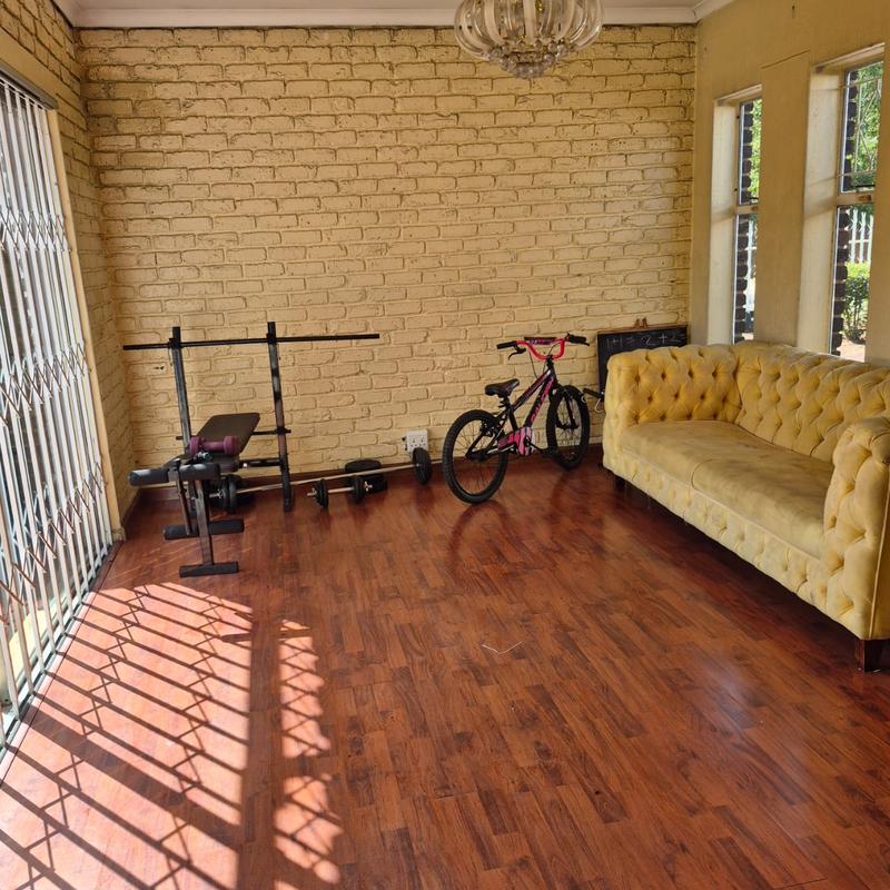 3 Bedroom Property for Sale in Sunward Park Gauteng