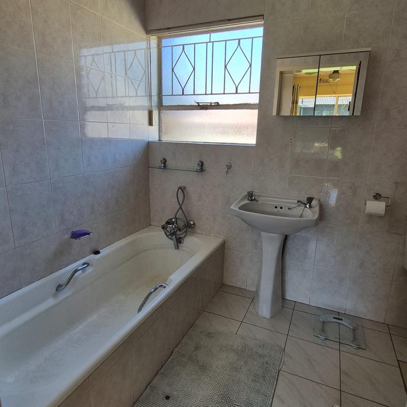 3 Bedroom Property for Sale in Sunward Park Gauteng