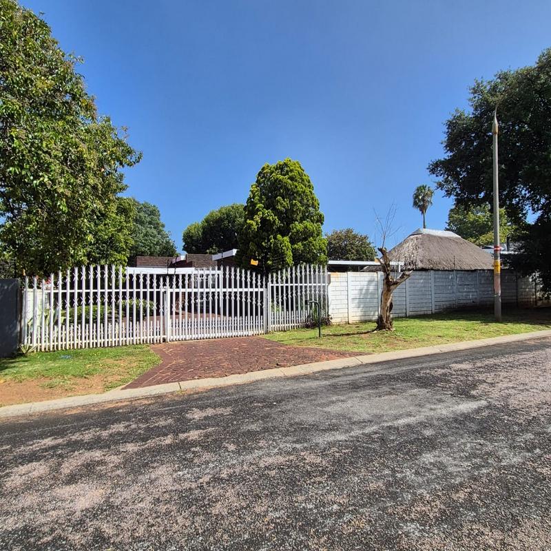 3 Bedroom Property for Sale in Sunward Park Gauteng