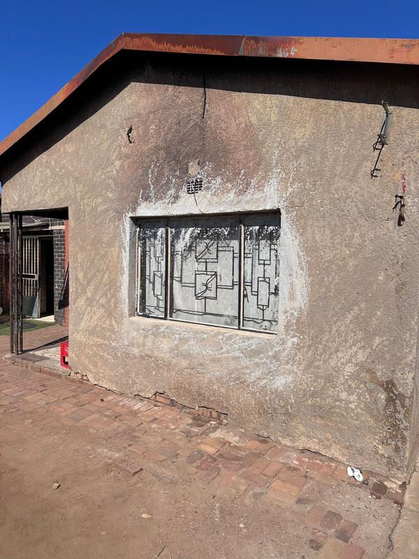 4 Bedroom Property for Sale in Ncala Gauteng