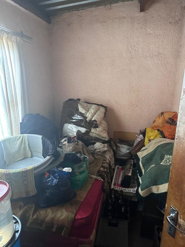 2 Bedroom Property for Sale in Zonkezizwe Gauteng