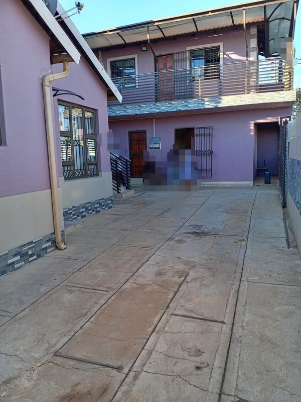 10 Bedroom Property for Sale in Protea Glen Gauteng