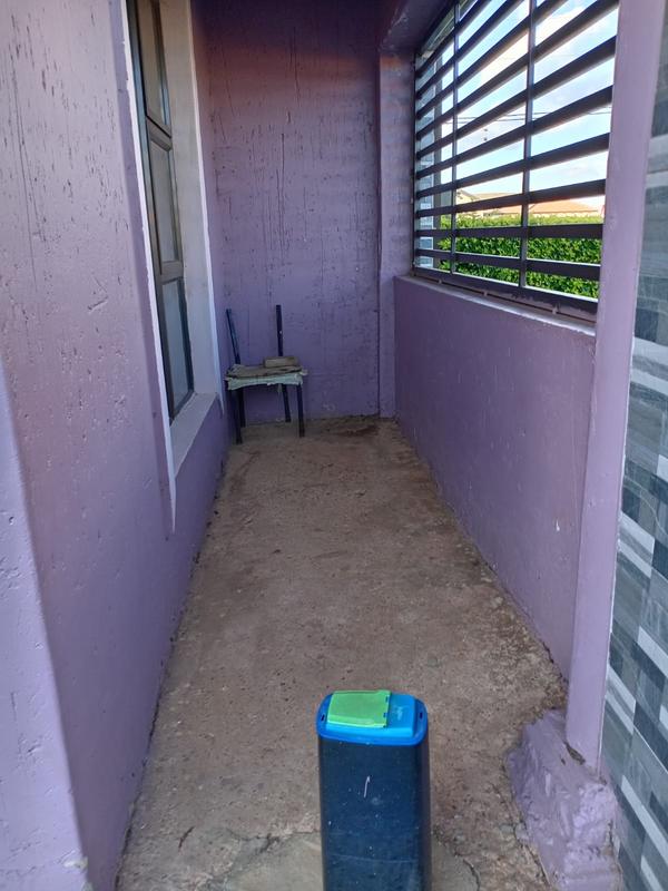 10 Bedroom Property for Sale in Protea Glen Gauteng