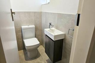 To Let 3 Bedroom Property for Rent in Ashlea Gardens Gauteng