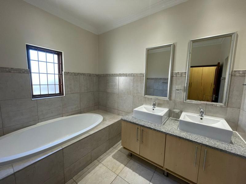 4 Bedroom Property for Sale in Menlo Park Gauteng