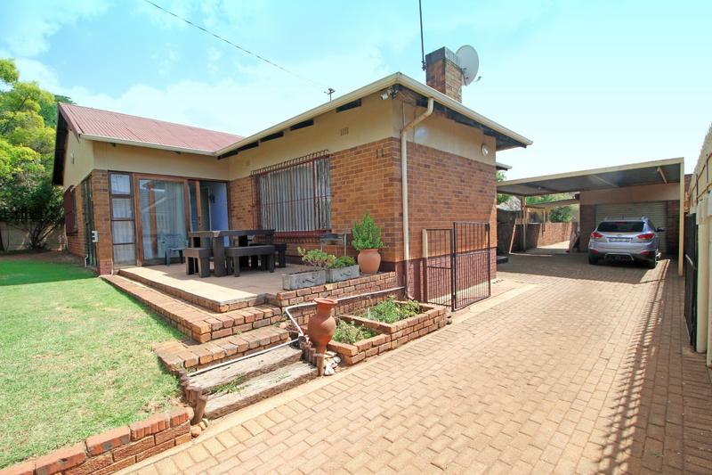 3 Bedroom Property for Sale in Homestead Gauteng