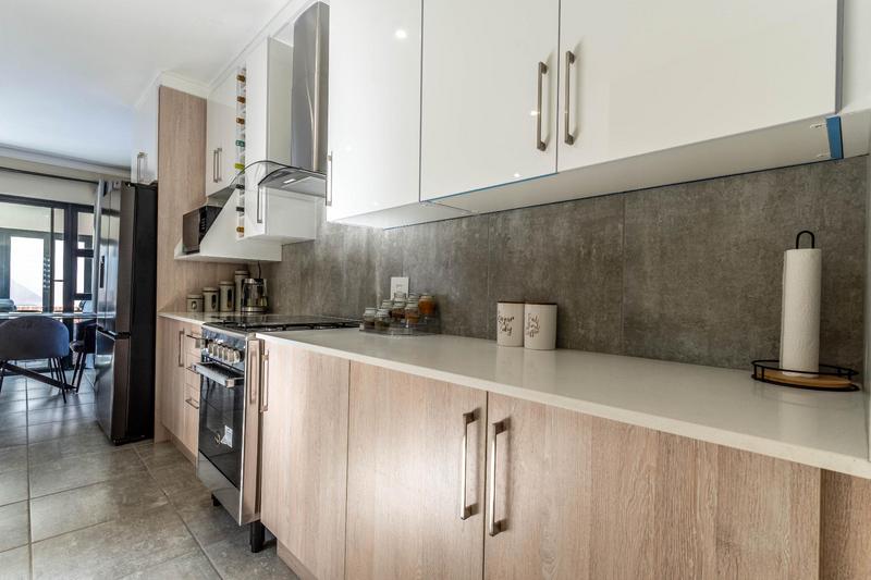 2 Bedroom Property for Sale in North Riding AH Gauteng