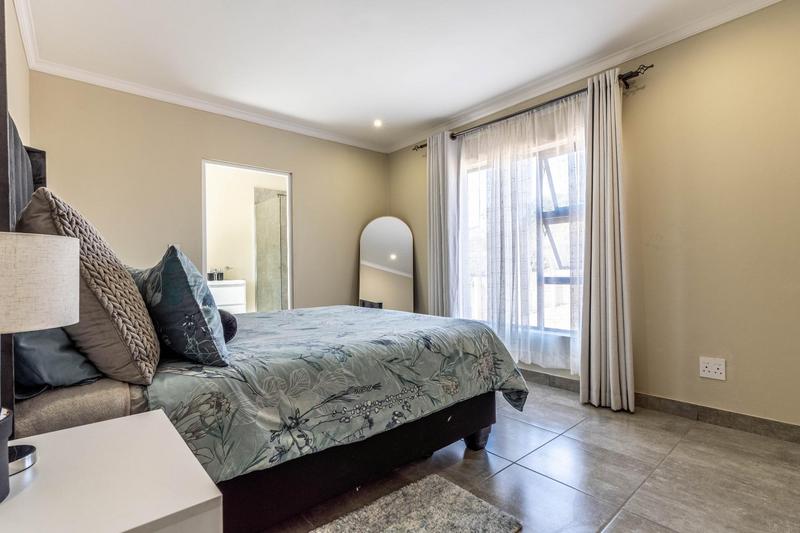 2 Bedroom Property for Sale in North Riding AH Gauteng