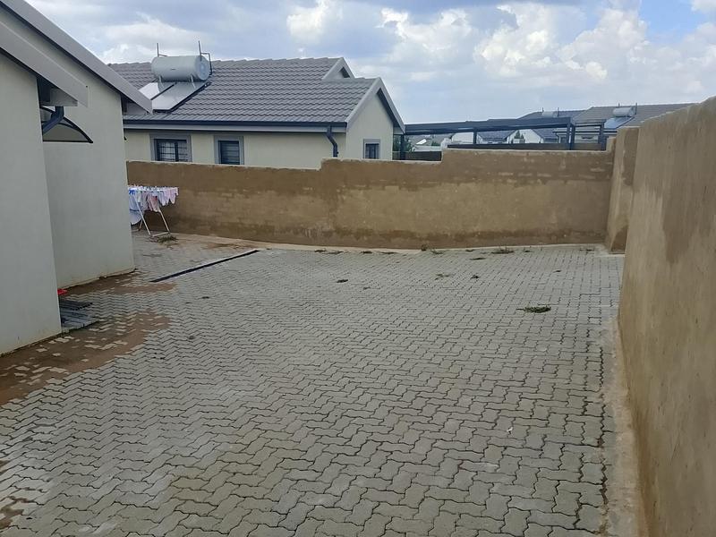 To Let 3 Bedroom Property for Rent in Kya Sands Gauteng
