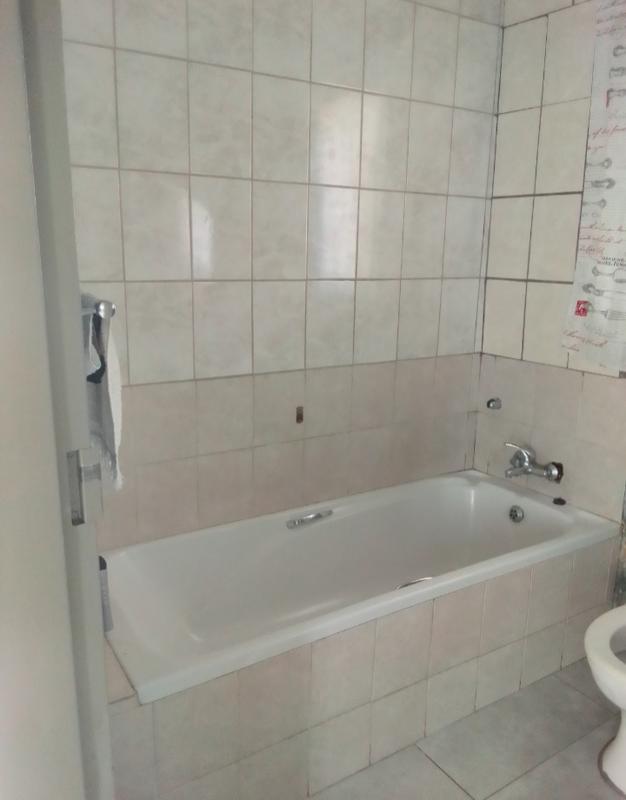To Let 2 Bedroom Property for Rent in Kya Sands Gauteng