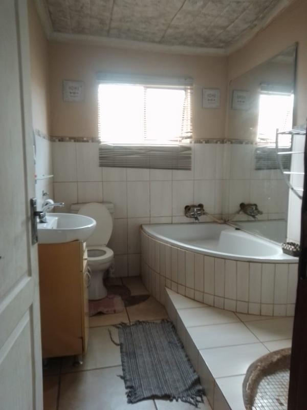 3 Bedroom Property for Sale in Eden Park Gauteng