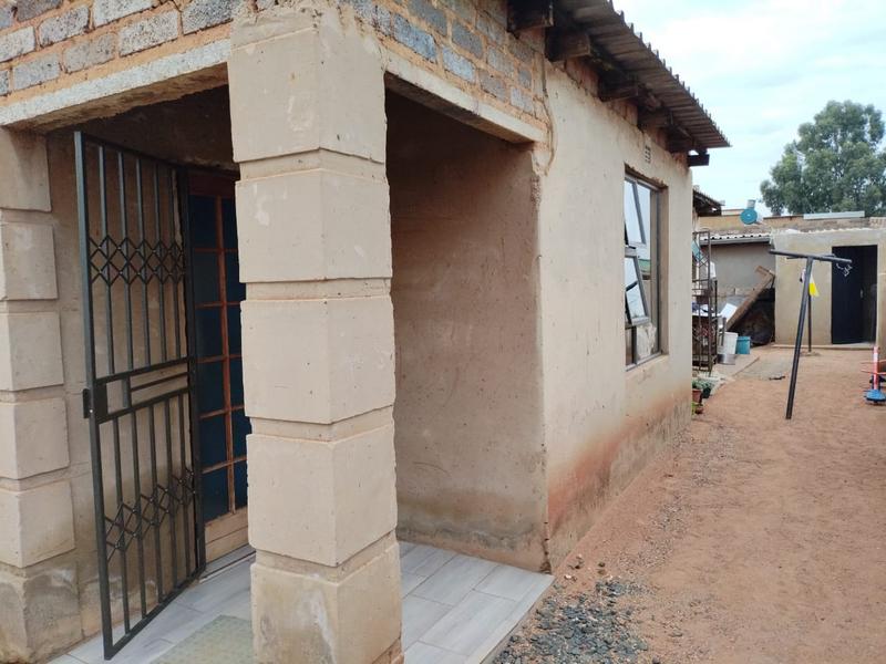 3 Bedroom Property for Sale in Rondebult Gauteng