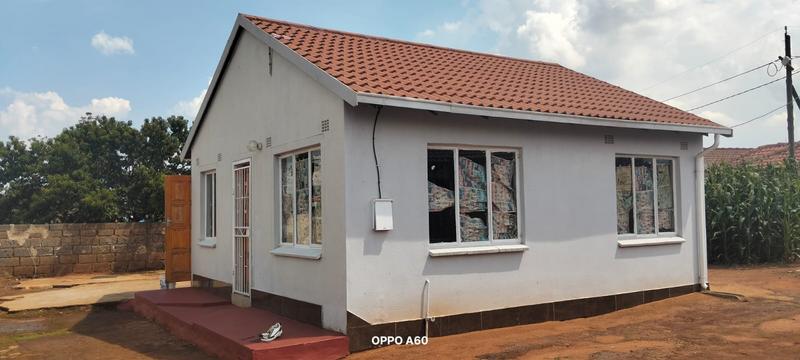 2 Bedroom Property for Sale in Moseleke Gauteng