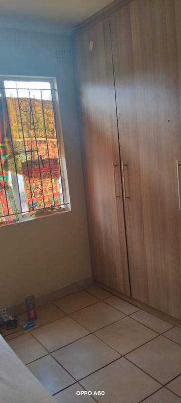 2 Bedroom Property for Sale in Moseleke Gauteng