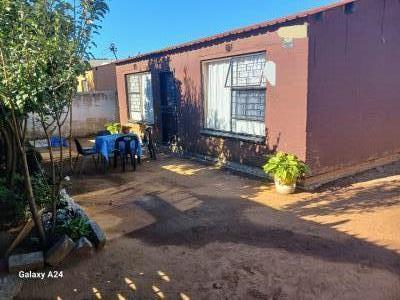 2 Bedroom Property for Sale in Palm Ridge Gauteng