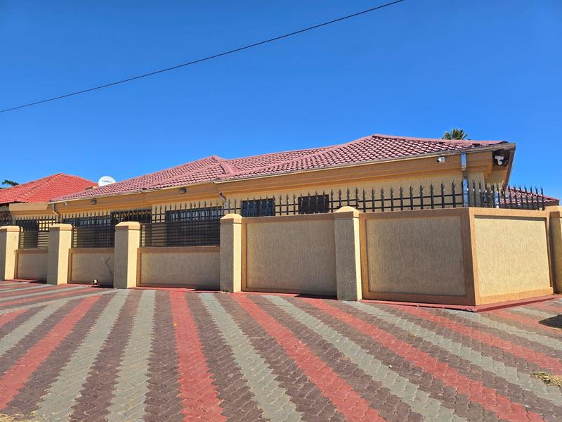 3 Bedroom Property for Sale in Siluma View Gauteng