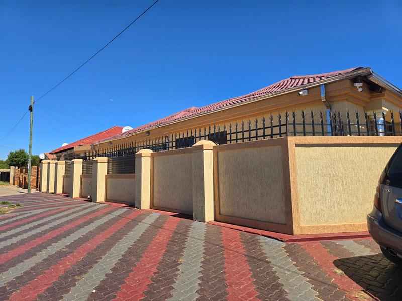 3 Bedroom Property for Sale in Siluma View Gauteng