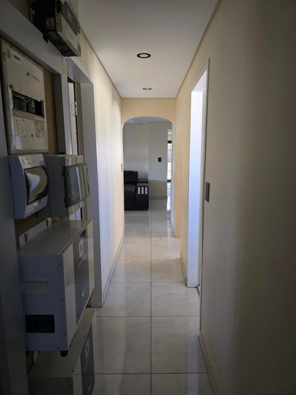 3 Bedroom Property for Sale in Siluma View Gauteng