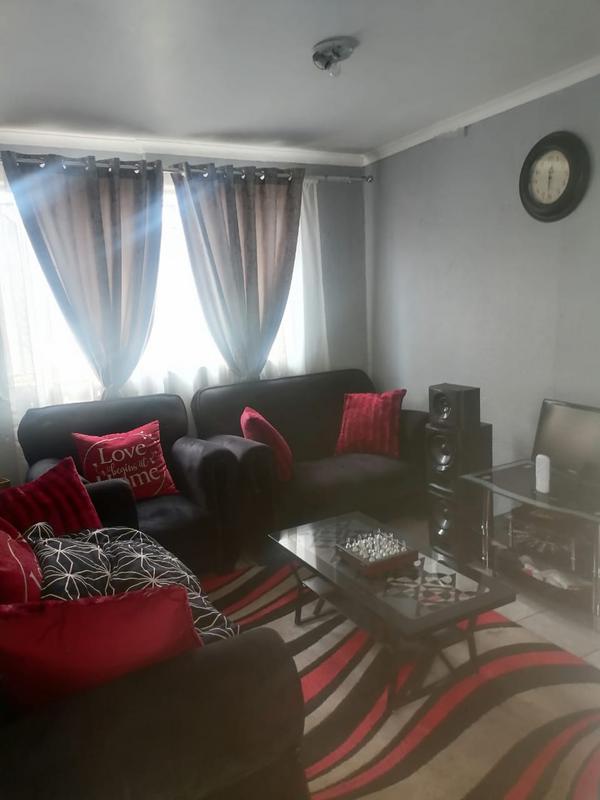 4 Bedroom Property for Sale in Rosettenville Gauteng