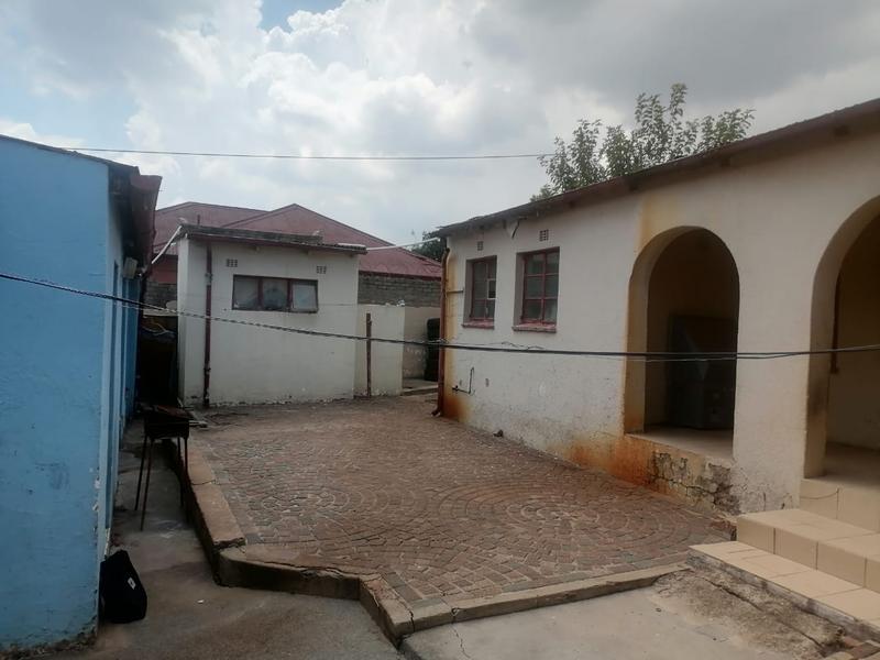 4 Bedroom Property for Sale in Rosettenville Gauteng