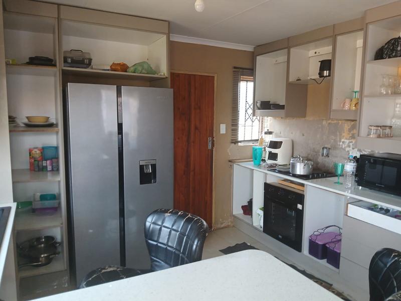3 Bedroom Property for Sale in Protea Glen Gauteng