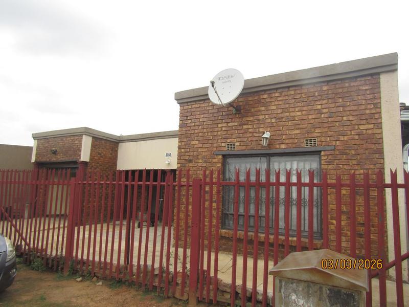 4 Bedroom Property for Sale in Tsakane Gauteng
