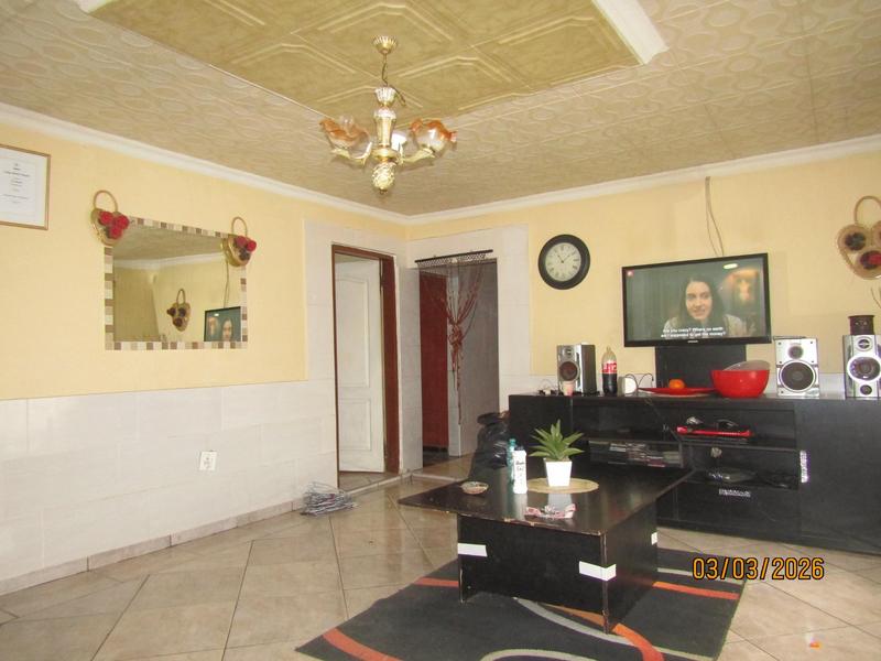 4 Bedroom Property for Sale in Tsakane Gauteng