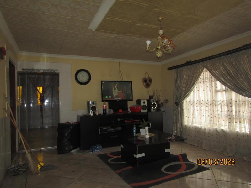 4 Bedroom Property for Sale in Tsakane Gauteng