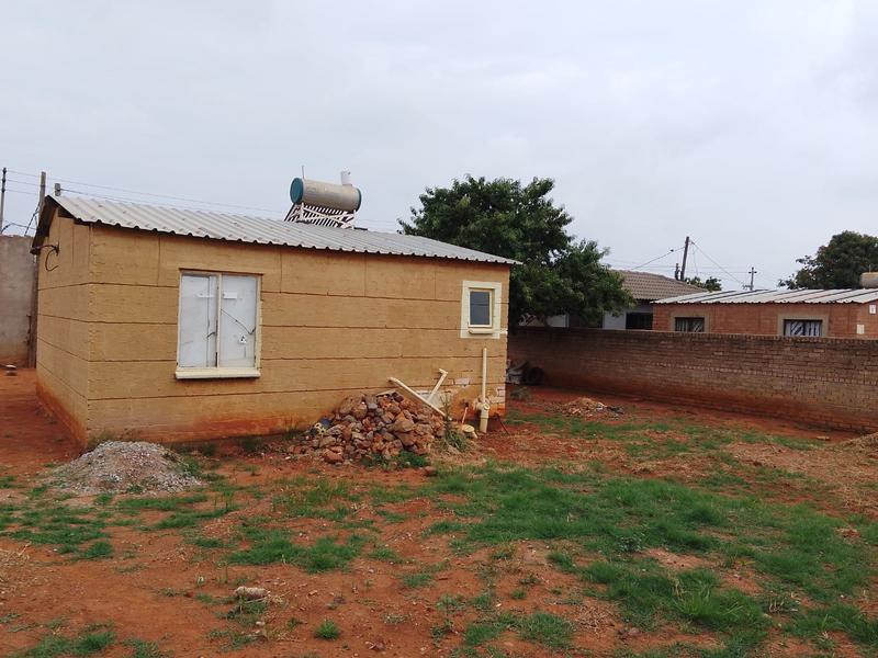 1 Bedroom Property for Sale in Lehae Gauteng