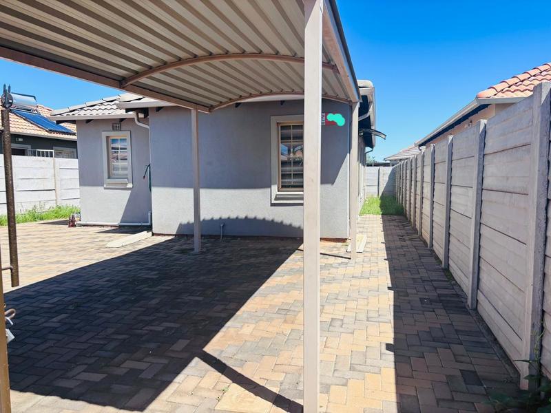3 Bedroom Property for Sale in Sky City Gauteng