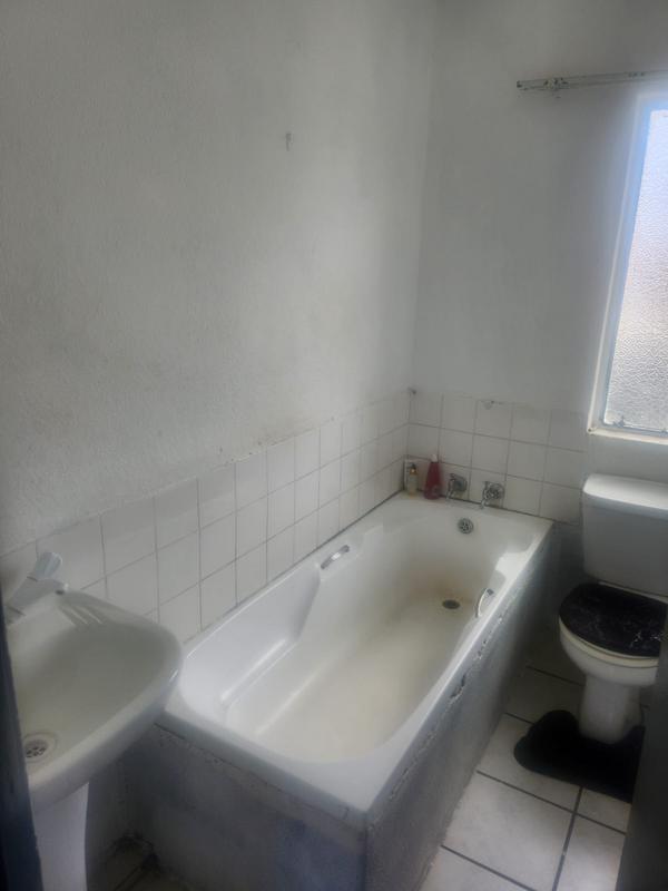 2 Bedroom Property for Sale in Turffontein Gauteng