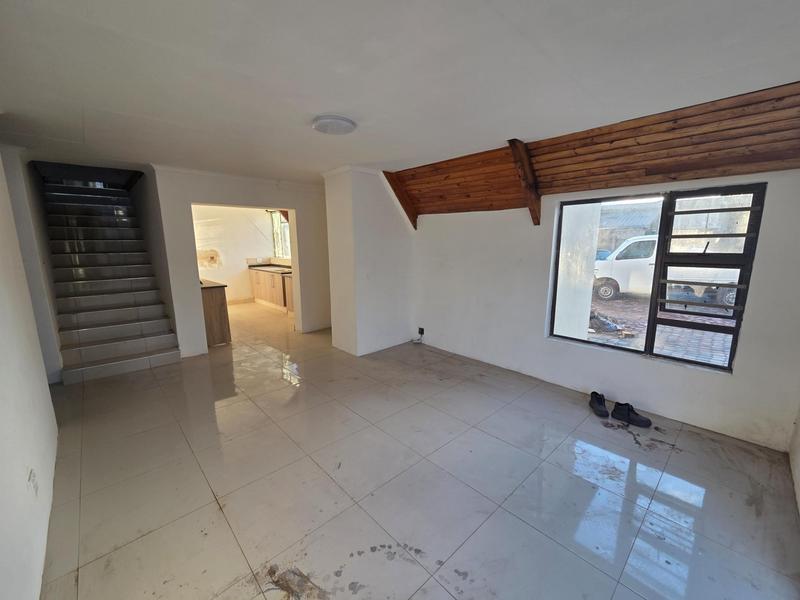 2 Bedroom Property for Sale in Erasmia Gauteng