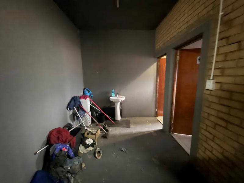 To Let commercial Property for Rent in Sunderland Ridge Gauteng