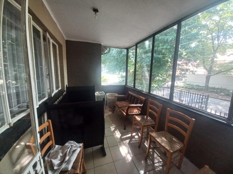 2 Bedroom Property for Sale in Cyrildene Gauteng