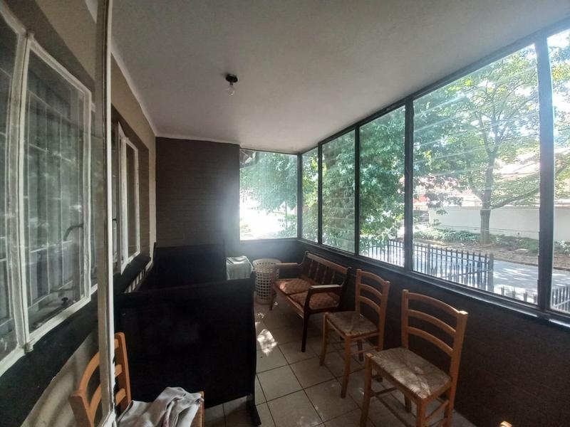 2 Bedroom Property for Sale in Cyrildene Gauteng