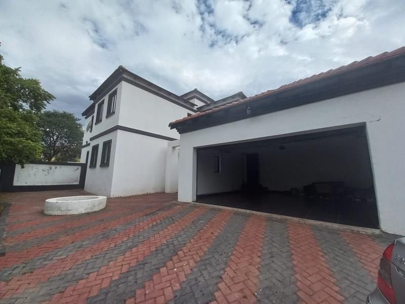 5 Bedroom Property for Sale in Valley View Estate Gauteng
