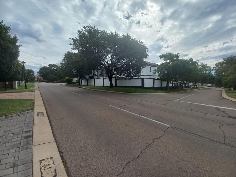 5 Bedroom Property for Sale in Valley View Estate Gauteng