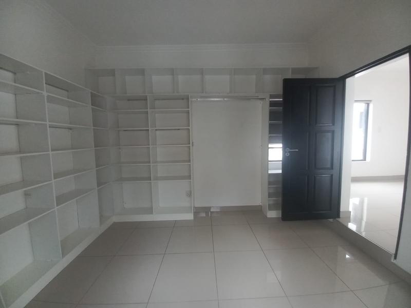 5 Bedroom Property for Sale in Valley View Estate Gauteng