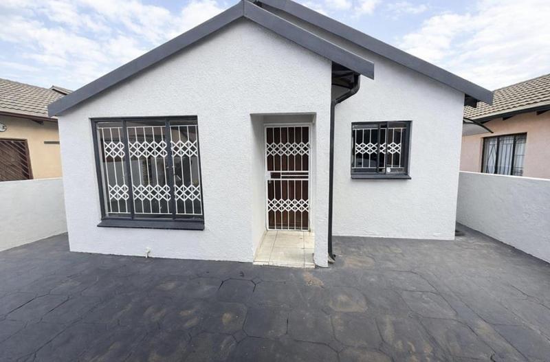 3 Bedroom Property for Sale in Soshanguve VV Gauteng