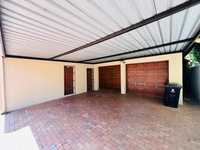10 Bedroom Property for Sale in Bedfordview Gauteng