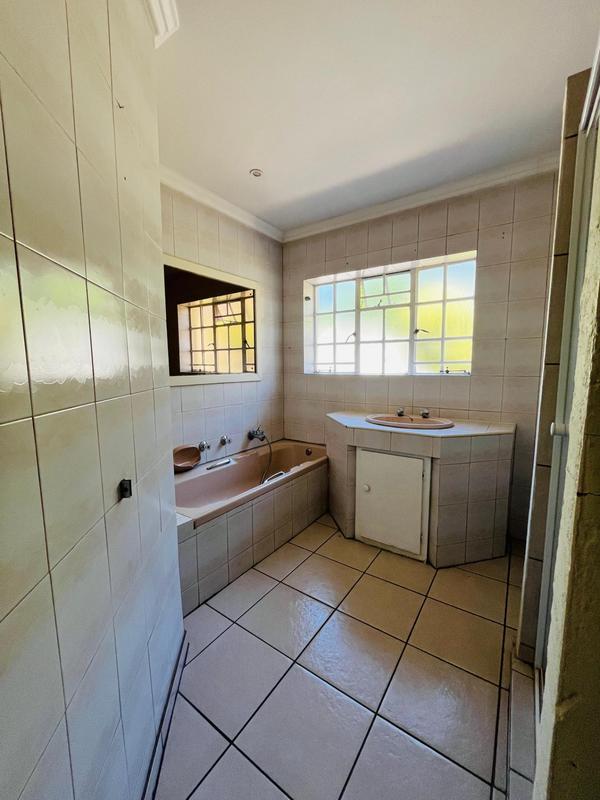 10 Bedroom Property for Sale in Bedfordview Gauteng