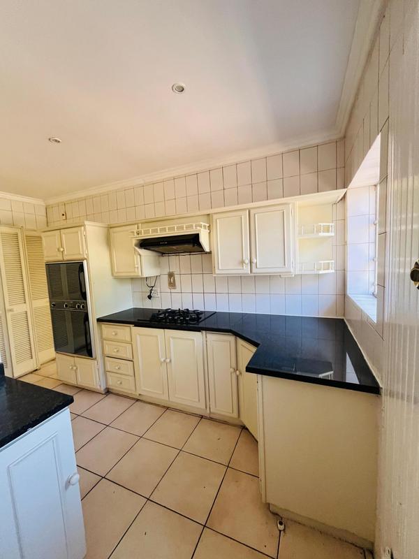 10 Bedroom Property for Sale in Bedfordview Gauteng