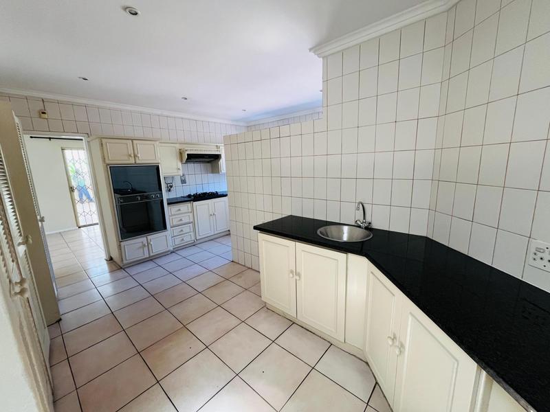 10 Bedroom Property for Sale in Bedfordview Gauteng