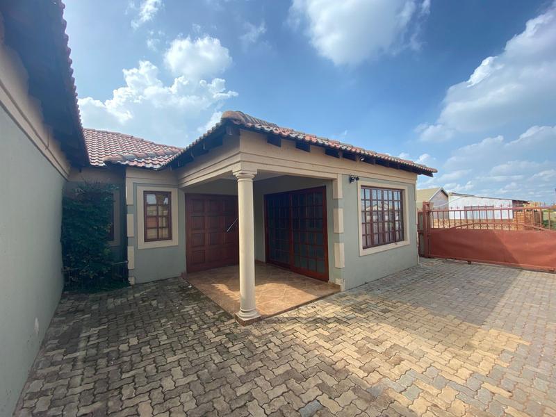 3 Bedroom Property for Sale in Leachville Ext 3 Gauteng